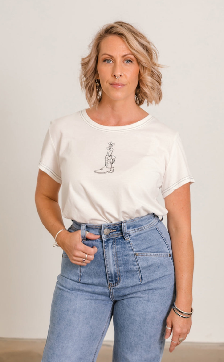 Daisy Cowgirl Boot T-Shirt