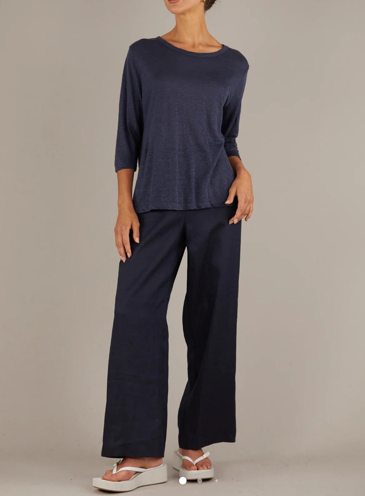 Bronte Navy Linen 3/4 Sleeve Top