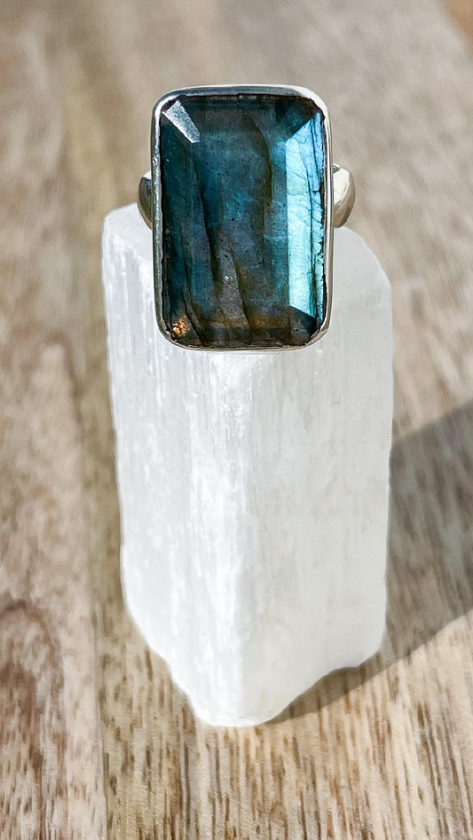 Labradorite Silver Ring